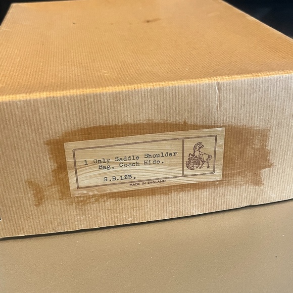 VINTAGE COACH HIDE EQUESTRIAN SHOULDER BAG - Picture 2 of 9